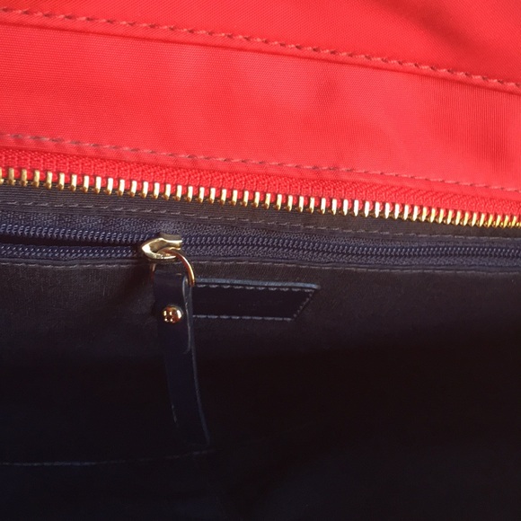 Kate Spade red with navy blue tote bag - Picture 8 of 8